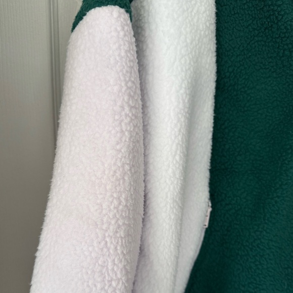 Free People Movement HIT THE SLOPES HOODIE
EVERGREEN COMBO - Picture 5 of 7